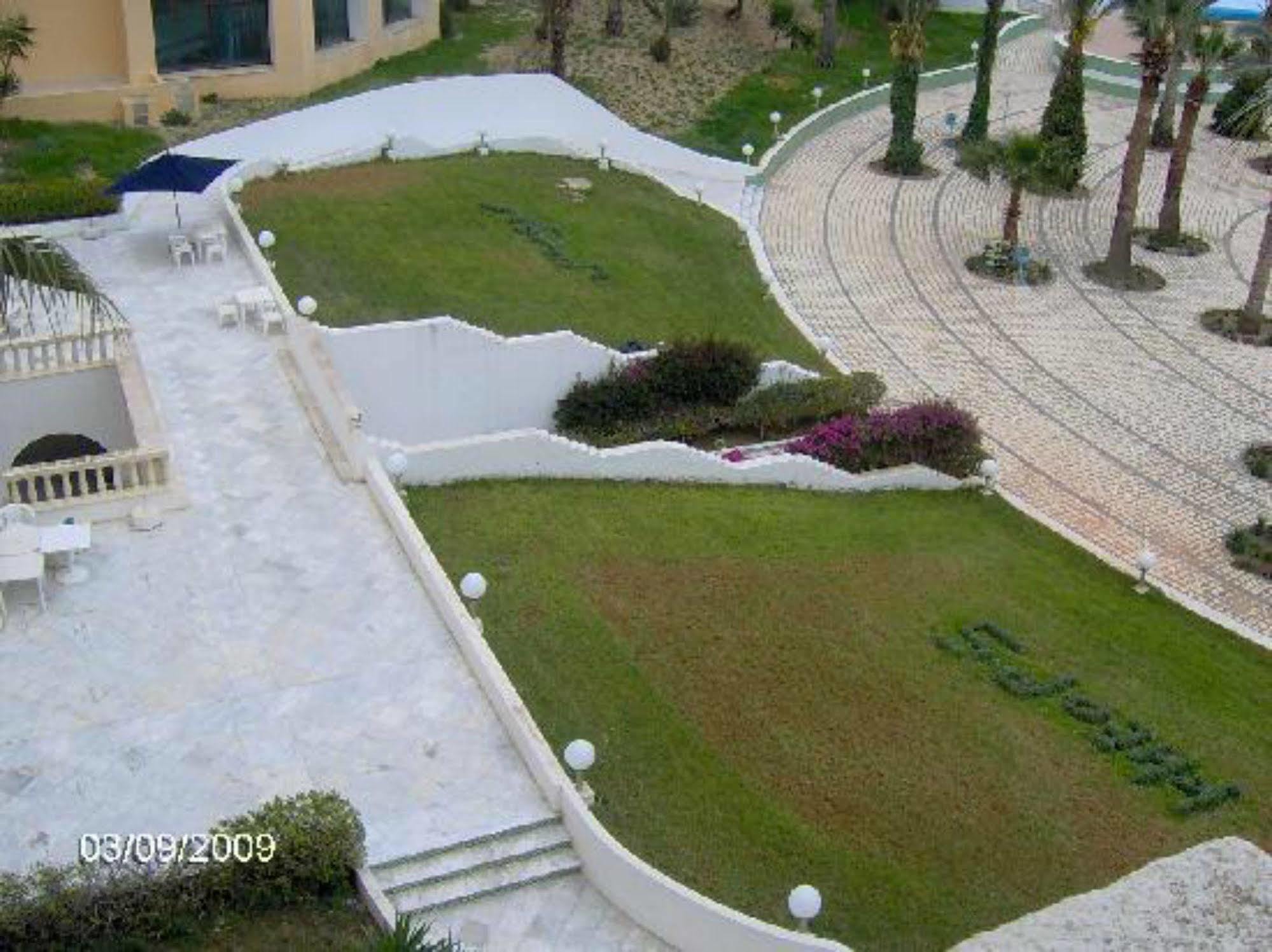 Kheops Hotel Набёль Экстерьер фото